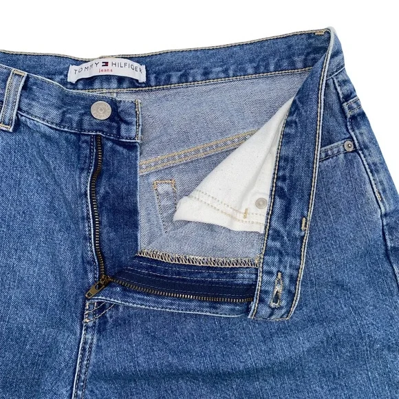 Tommy Hilfiger Vintage 90s Mom Shorts - Picture 7 of 8